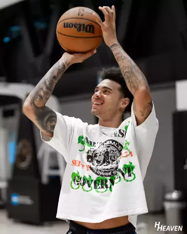 Player workout at an NBPA camp