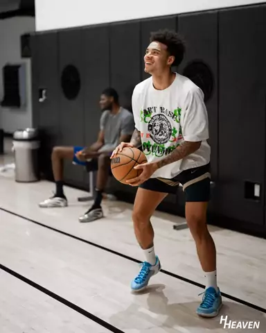 Player workout at an NBPA camp