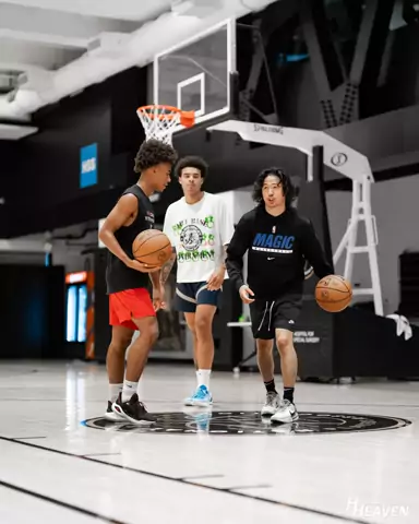 Player workout at an NBPA camp