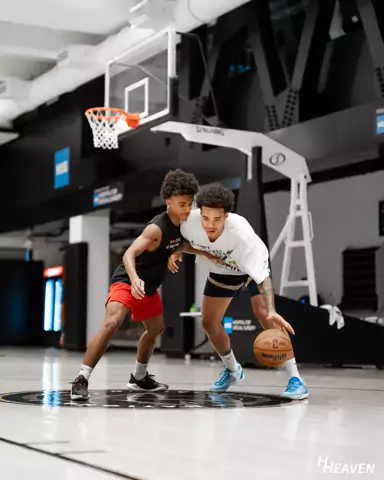 Player workout at an NBPA camp
