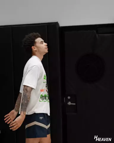 Player workout at an NBPA camp