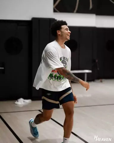 Player workout at an NBPA camp