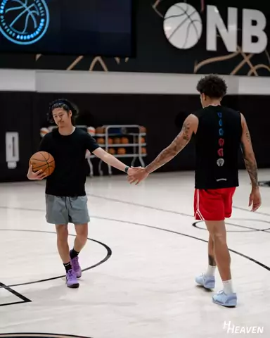Player workout at an NBPA camp