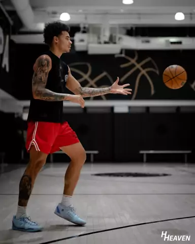 Player workout at an NBPA camp