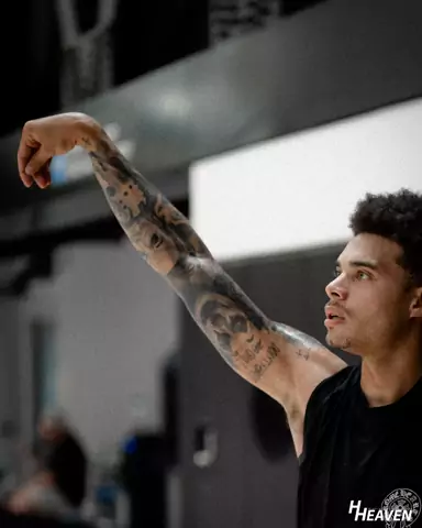 Player workout at an NBPA camp